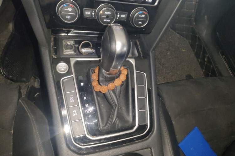 Used Volkswagen Magotan 2017 330TSI DSG Luxury Model
