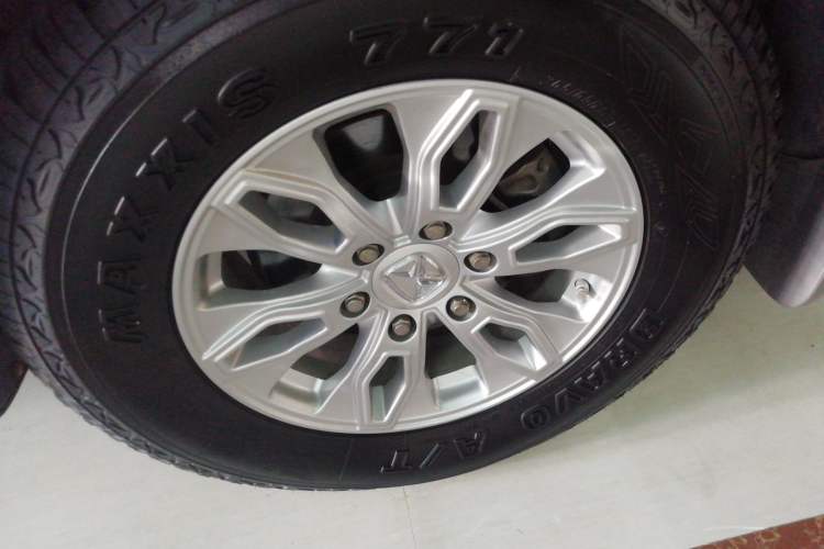 Used JMC Yusheng S350 2016 2.0T Automatic All-Wheel Drive Gasoline Luxury Edition 5 Seats
