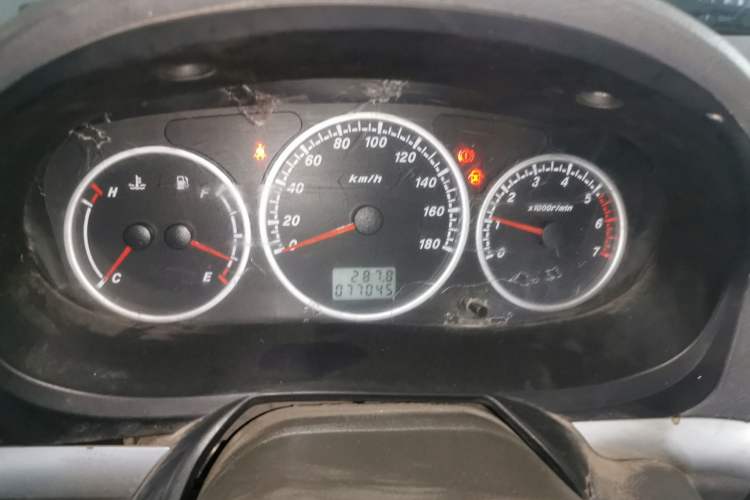 Used Foton Scenic 2014 2.0L Express Classic Long-Wheelbase Low-Roof 486EQV4