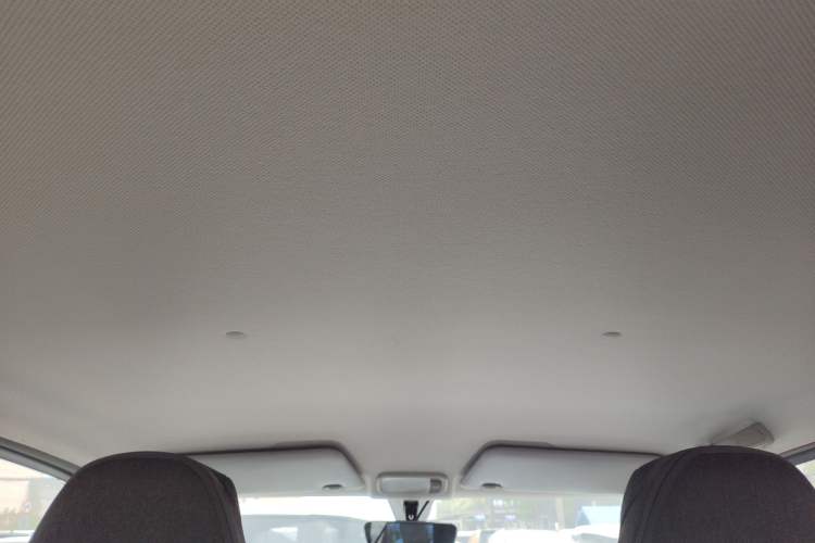 Used Wuling Hongguang MINIEV 2022 Macaron Premium Model – Lithium Iron Phosphate Headliner