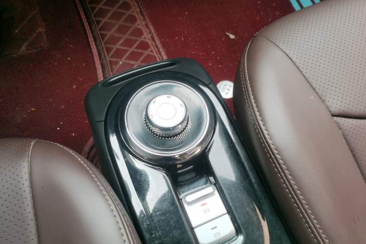 Used Wuling Bingo 2023 333 km Lingxi Connected+ Version Gear Lever