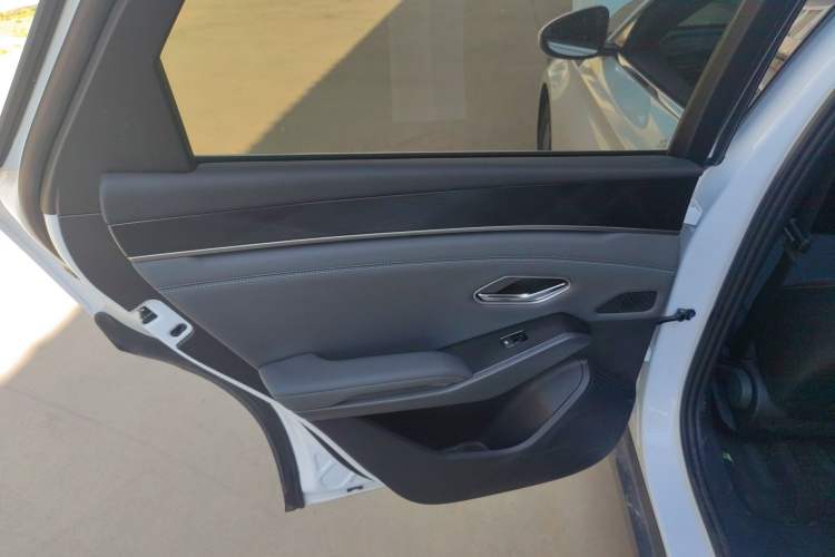 Used BYD Qin L 2024 DM-i 80KM Leading Model