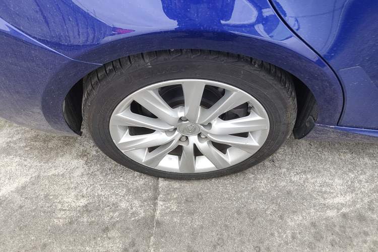 Used Lexus IS 2015 200t F SPORT
