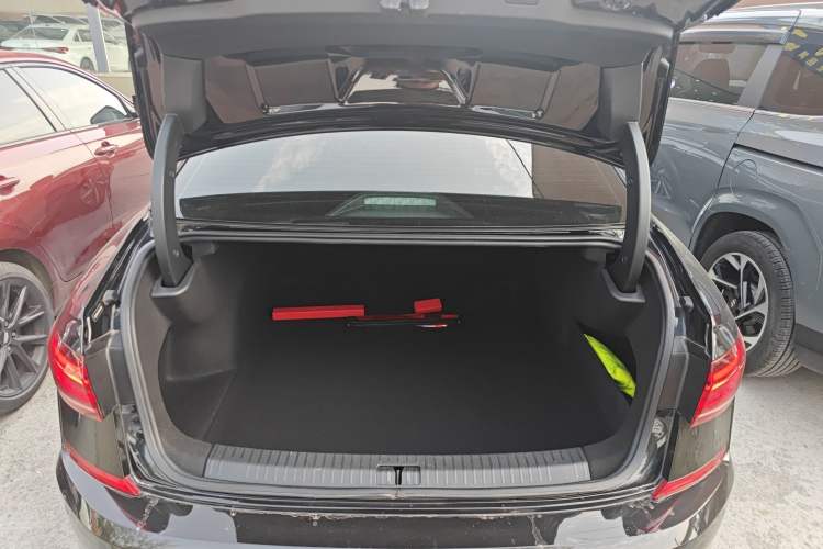 Used Volkswagen Passat 2023 Facelift 330TSI Prestige Edition Trunk