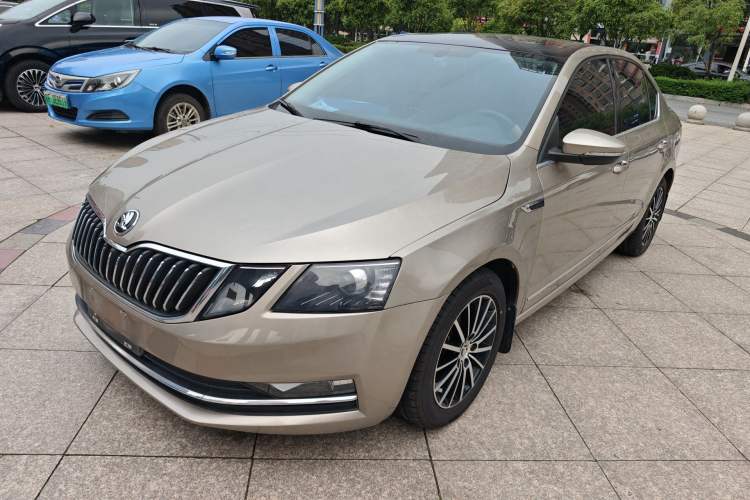 Used Skoda Octavia 2018 TSI230 DSG Luxury Edition