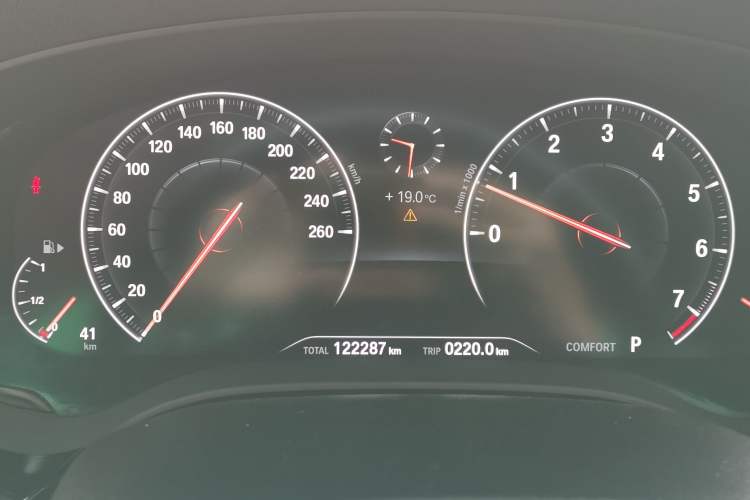 Used BMW 5 Series 2019 Facelifted 530Li Leading Edition Luxury Package
