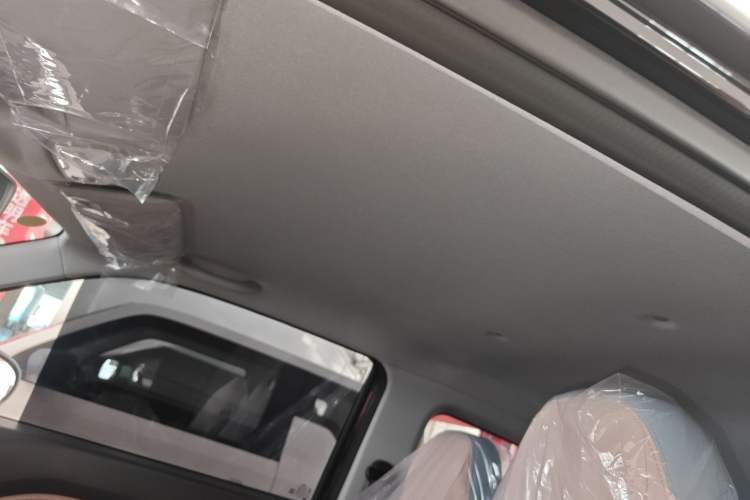 Used Chery QQ Ice Cream 2025 205km Qi Energy Version Headliner