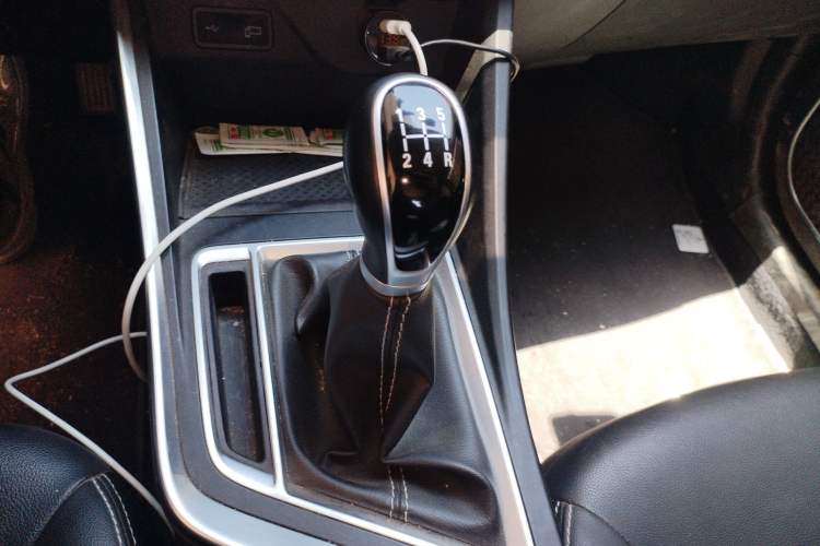 Used Geely Auto Vision X3 2019 Upgraded Model 1.5L Manual Elite Version