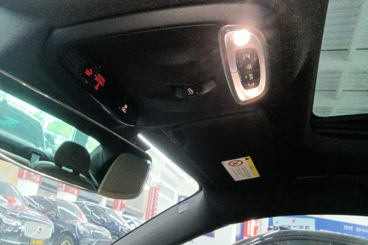 Used Volvo S90 2016 T6 AWD Zhiya Edition
