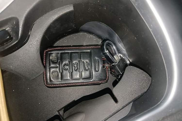 Used Cadillac SRX 2013 3.0L Comfort Model
