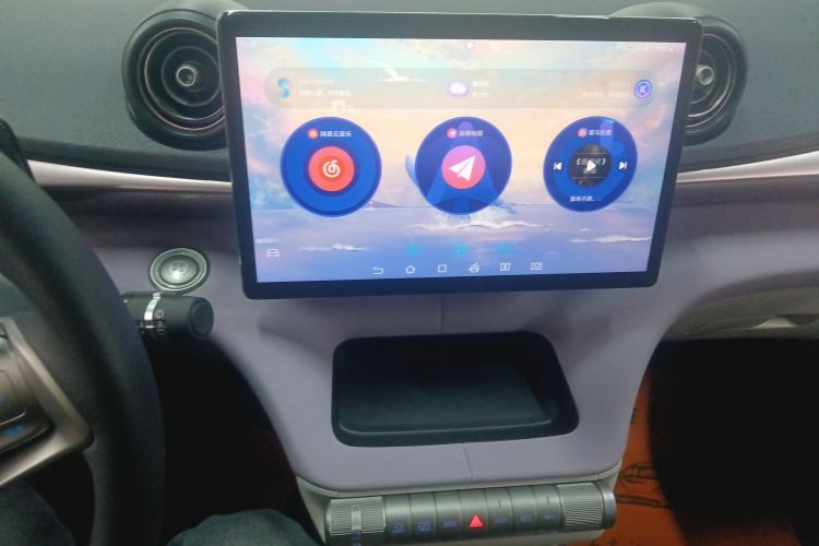 Used BYD Dolphin 2023 420 km Fashion Edition Audio And AC Panel