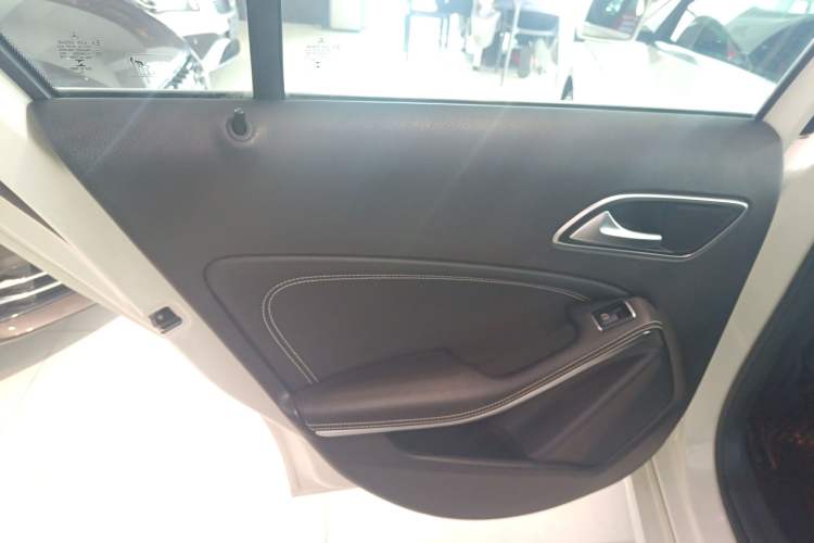 Used Mercedes-Benz A-Class 2016 A 200 Fashion Model
