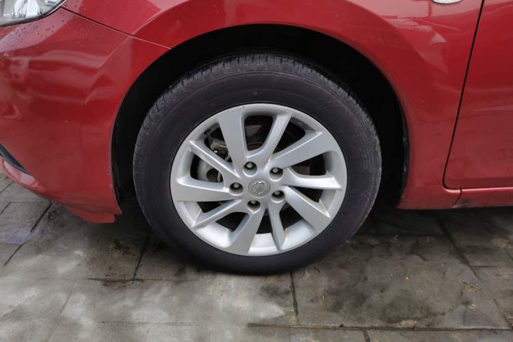 Used Nissan Tiida 2020 1.6L CVT Cool Edition Left Front Wheel Hub