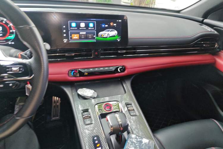 Used GAC Trumpchi EMPOW 2021 270T DCT J15 Version Center Console