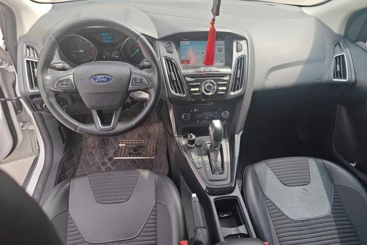 Used Ford Focus 2017 Sedan EcoBoost 125 Automatic Supreme Style SmartDrive Edition