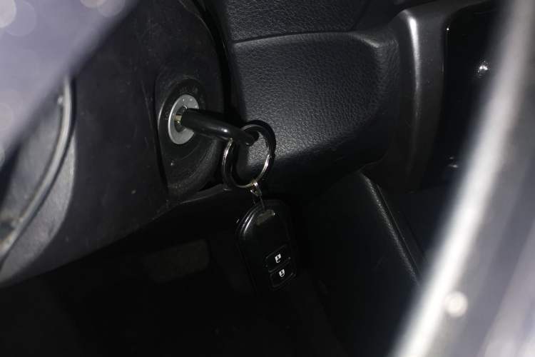 Used Toyota YARiS L Zhi Xiang 2021 1.5L CVT Leading Edition Vehicle Key