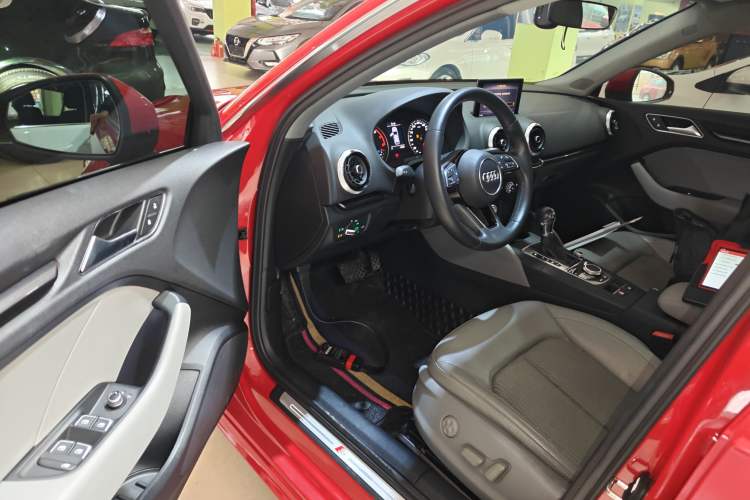 Used Audi A3 2019 Sportback 35 TFSI Fashion Edition China V