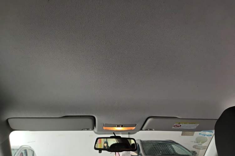 Used Volkswagen Santana 2015 1.6L Automatic Fashion Edition Headliner