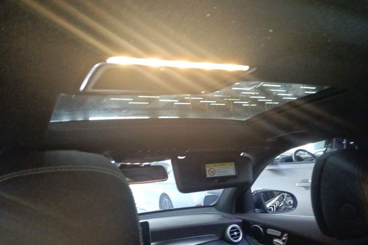 Used Mercedes-Benz GLC 2019 GLC 260 L 4MATIC Dynamic Model