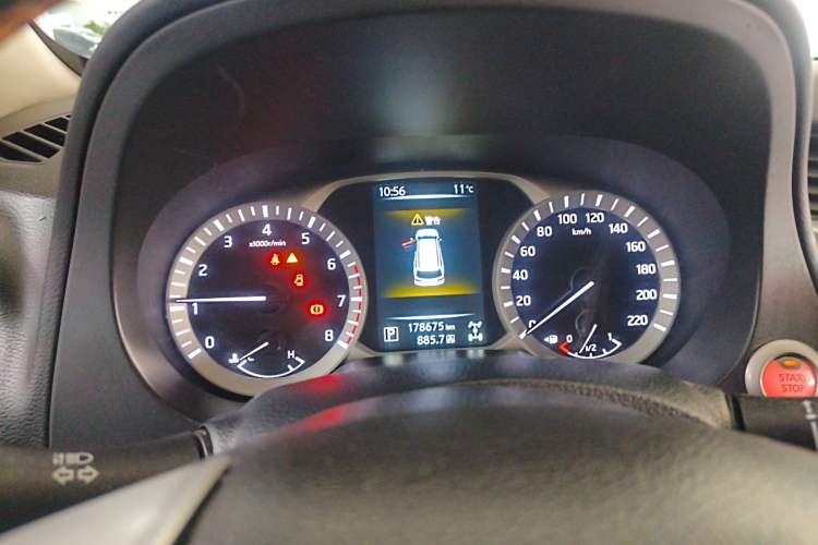 Used Nissan Terra 2018 2.5L Automatic 4x4 Luxury Edition Instrument Cluster