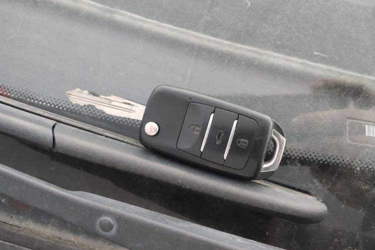 Used CHANGAN Benni 2015 1.4L IMT Prestige Model China V Standard