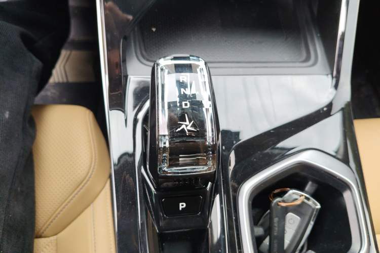 Used Geely Auto FX11 2023 1.5TD DCT Prestige Edition Gear Lever