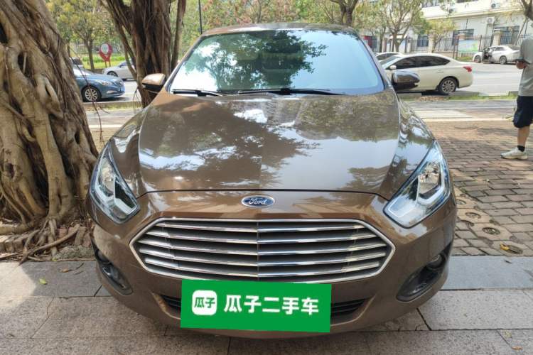 Used Ford Escort 2015 1.5L Automatic Comfort Edition
