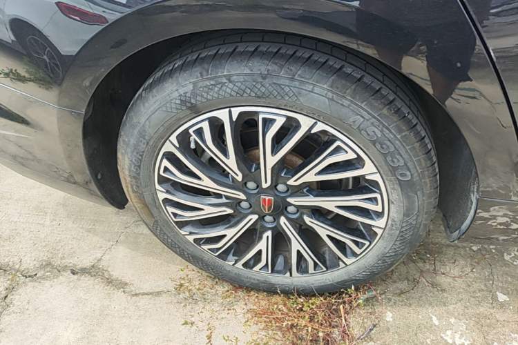 Used Hongqi H5 2024 2.0T Automatic Smart Connect Flagship Edition