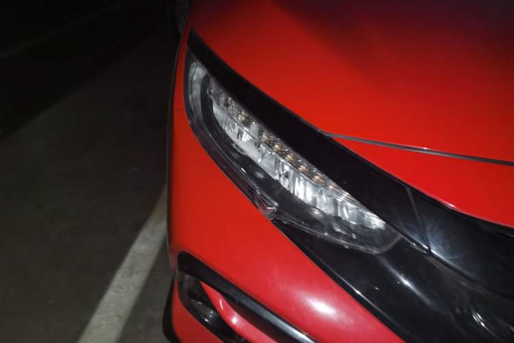 Used Honda Civic 2021 HATCHBACK 220TURBO CVT Dynamic Control Right Front Headlight