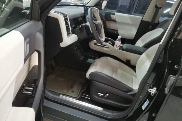 Used iCAR 03 2024 472km Four-Wheel Drive Long-Range Version Driver Seat