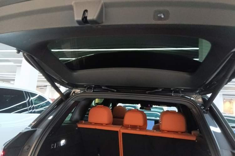 Used Li Auto L6 2024 Pro Model Trunk