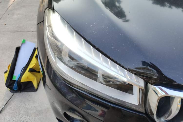 Used SWM X7 2018 1.8L Manual Luxury Connected Version 7 Seats Right Front Headlight