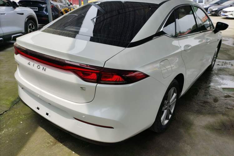 Used AION S 2023 Meizu 580 Lithium Iron Phosphate Rear Right 45 Deg