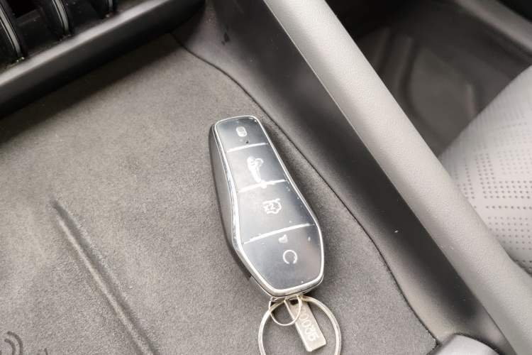 Used BYD Yuan PLUS 2025 Intelligent Driving Version 510 KM Beyond-Grade Edition Vehicle Key