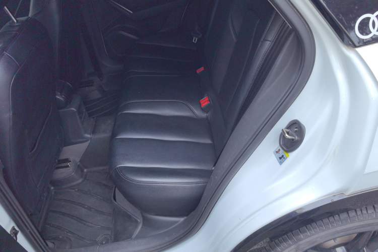 Used Audi Q2L 2018 35 TFSI Launch Exclusive Edition China V Left Rear Seat