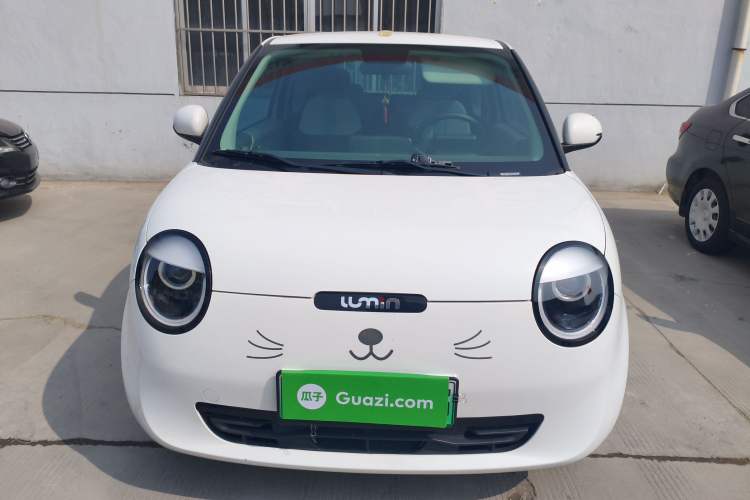 Used CHANGAN NEVO Lumin 2022 155 km – Refreshingly Sweet Edition Front