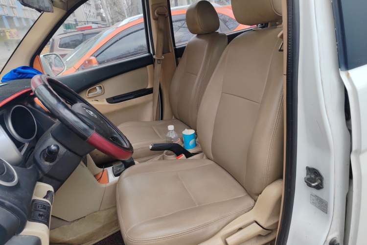 Used CHANGAN KAICHENG Ounuo S 2014 1.5L Elite Model Left Front Seat