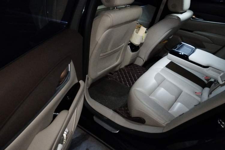 Used Cadillac XTS 2017 28T Tech Edition Left Rear Seat