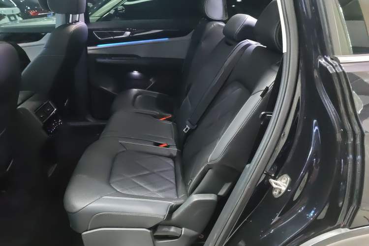 Used Volkswagen Teramont 2021 530 V6 All-Wheel Drive Prestige Flagship Edition Left Rear Seat