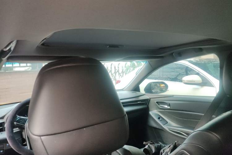 Used Toyota Avalon 2022 2.0L Luxury Edition