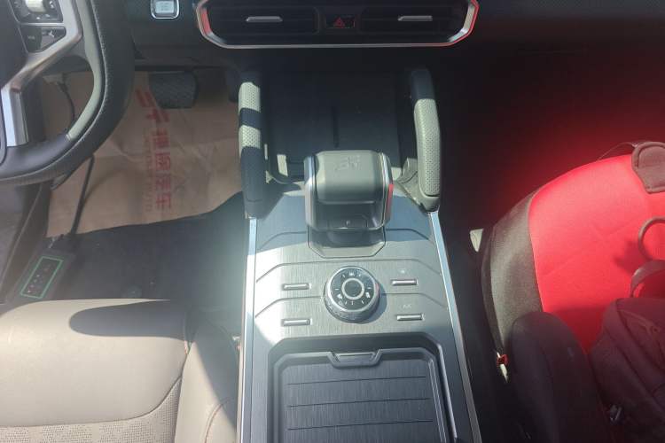 Used JETOUR Traveler 2023 1.5T Two-Wheel Drive Discovery PRO