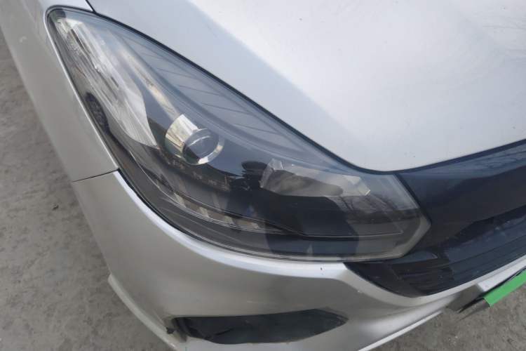 Used JMC Baodian 2020 2.5T Diesel Two-Wheel Drive Comfort Edition Long Wheelbase JX4D25A6L
