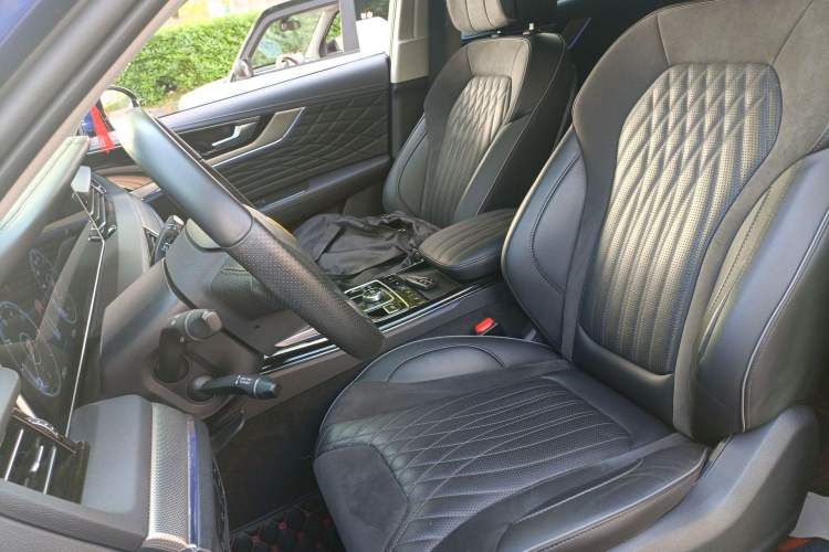 Used Hongqi HS5 2022 2.0T Smart Connect Flagship Edition
