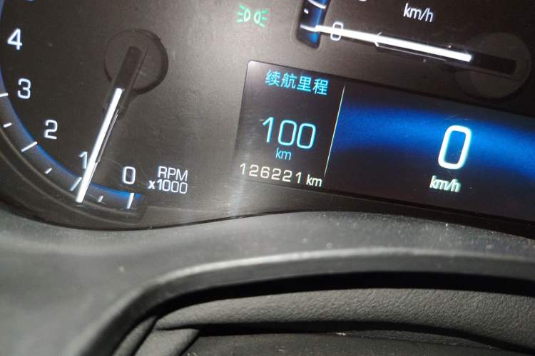 Used Cadillac ATS 2014 28T Comfort Version Odometer Close Up