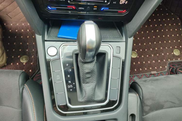 Used Volkswagen Magotan 2021 330TSI DSG 30th Anniversary Edition