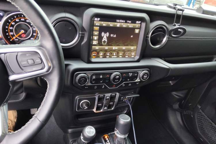 Used Jeep Gladiator 2022 3.6L Pioneer Edition