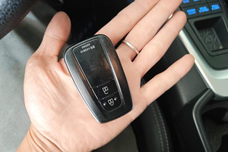 Used Toyota Wildlander 2020 2.0L CVT 4x4 Luxury Edition