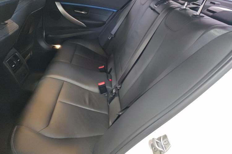 Used BMW 3 Series 2018 320i M Sport Package Left Rear Seat