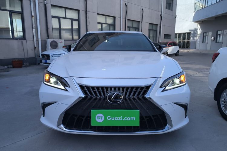 Used Lexus ES 2021 200 Excellence Edition