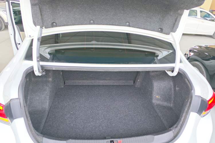 Used Buick GT 2018 15T Manual Entry-Level Version China V Standard
